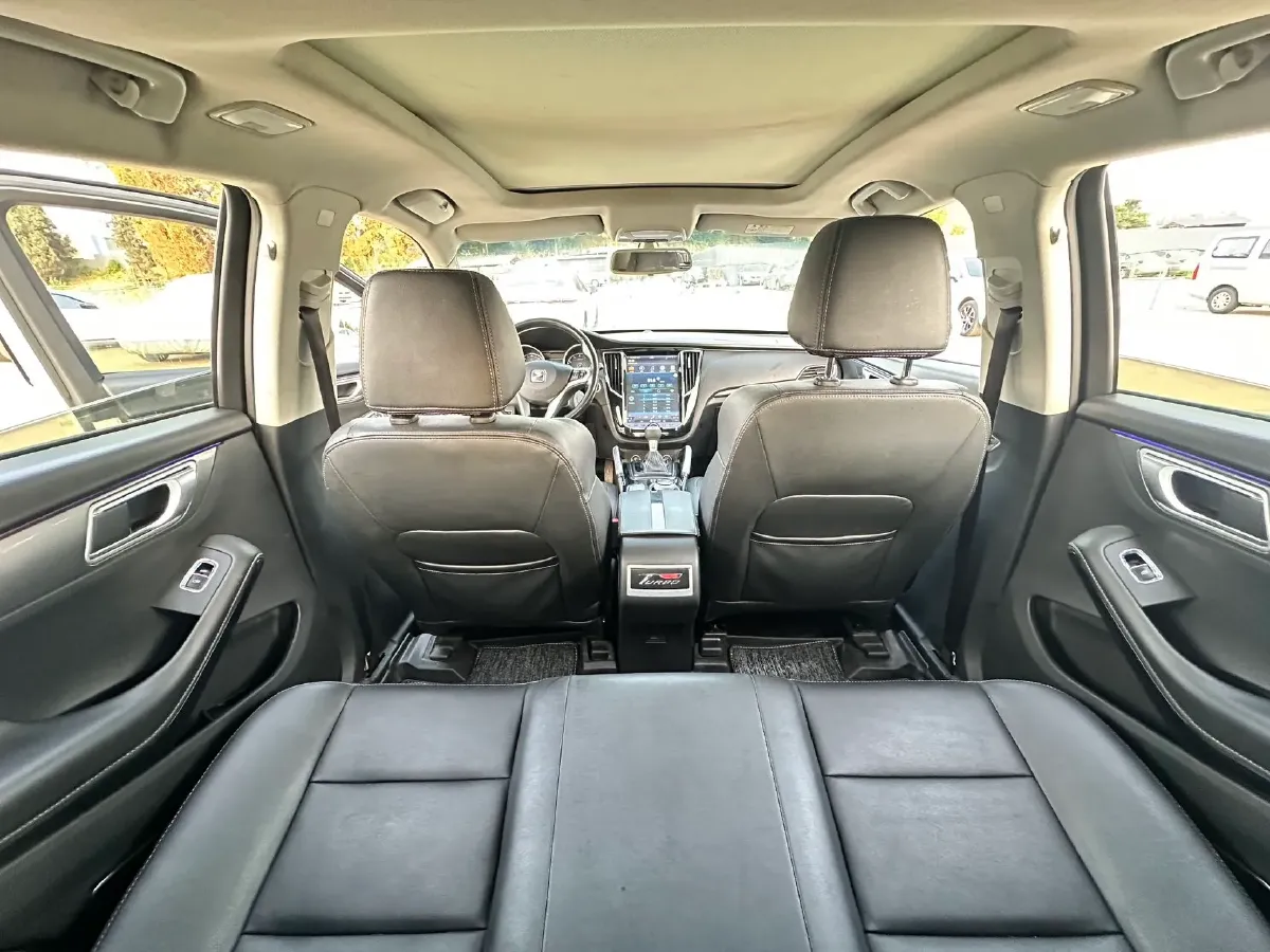 2017 Zotye SR7 1.5T 150HP L4 CVT,autocango,china used car exporter,china ev exporter,chinese used car exporter,chinese used ev exporter