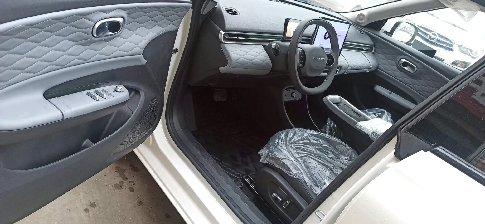 2025 DongFeng Nammi 01 BEV,autocango,china used car exporter,china ev exporter,chinese used car exporter,chinese used ev exporter