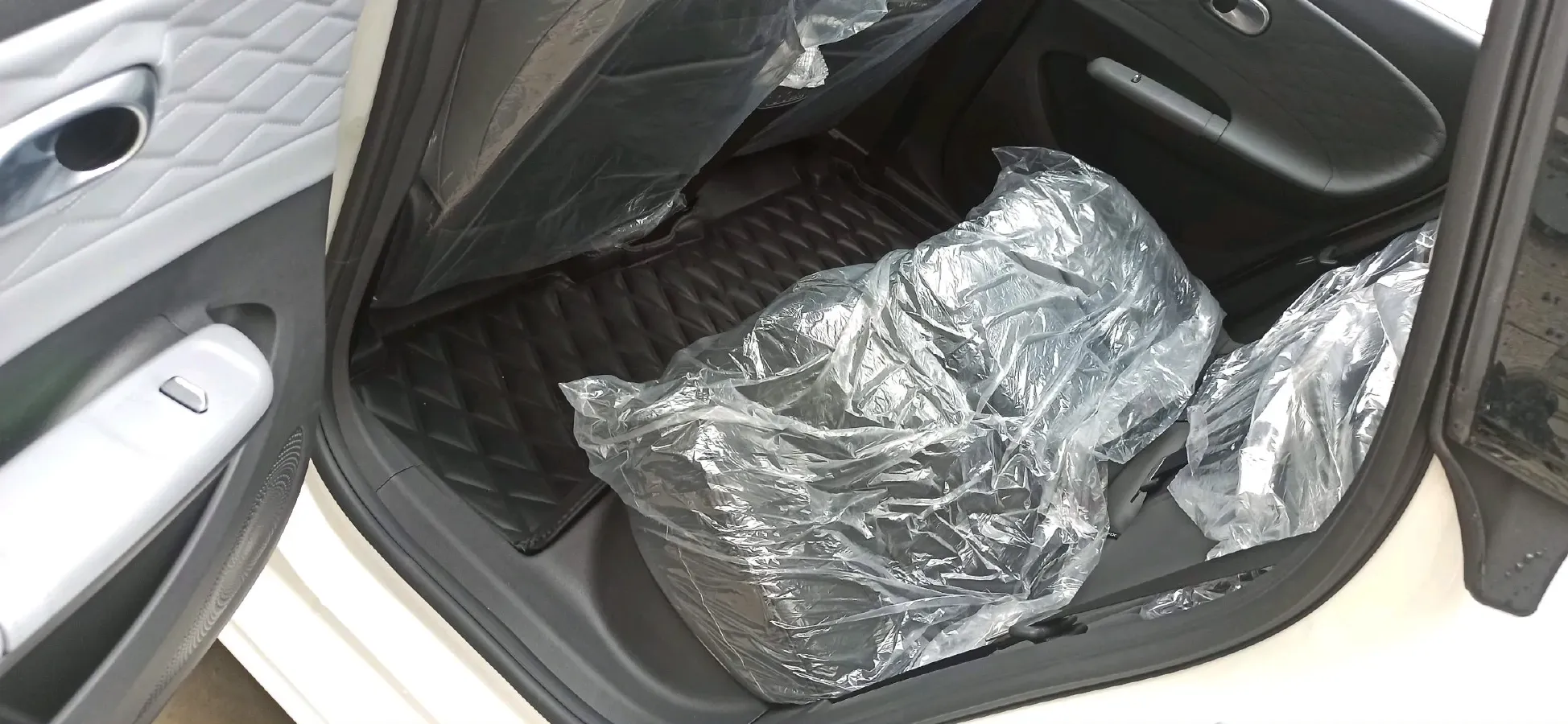 2025 DongFeng Nammi 01 BEV,autocango,china used car exporter,china ev exporter,chinese used car exporter,chinese used ev exporter