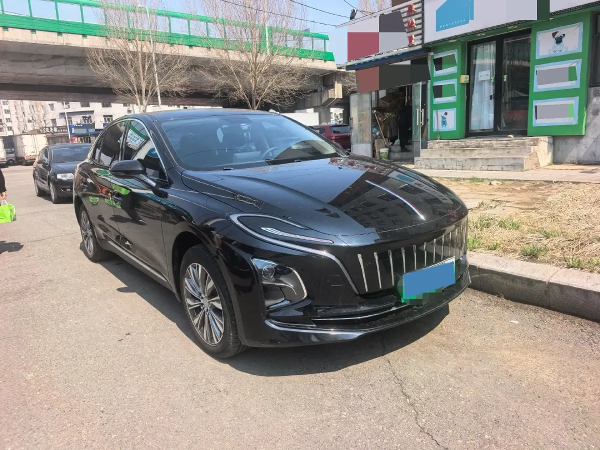 2024 HongQi E-QM5 BEV 60KWH,autocango,china used car exporter,china ev exporter,chinese used car exporter,chinese used ev exporter