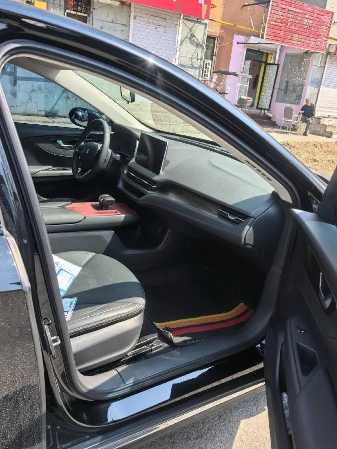 2024 HongQi E-QM5 BEV 60KWH,autocango,china used car exporter,china ev exporter,chinese used car exporter,chinese used ev exporter