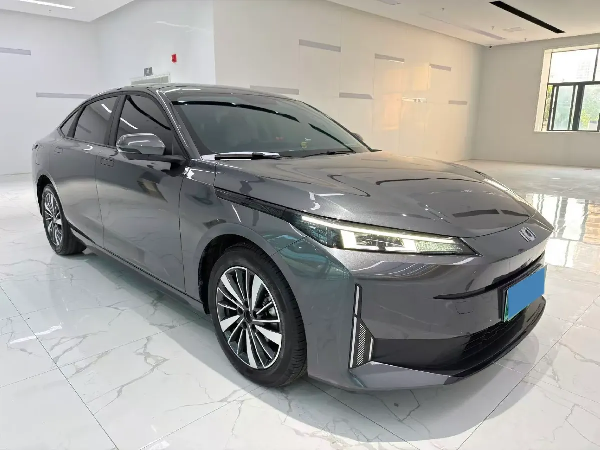 2024 ChangAn QiYuan A05 1.5L 110HP L4 E-CVT PHEV 9.07KWH,autocango,china used car exporter,china ev exporter,chinese used car exporter,chinese used ev exporter