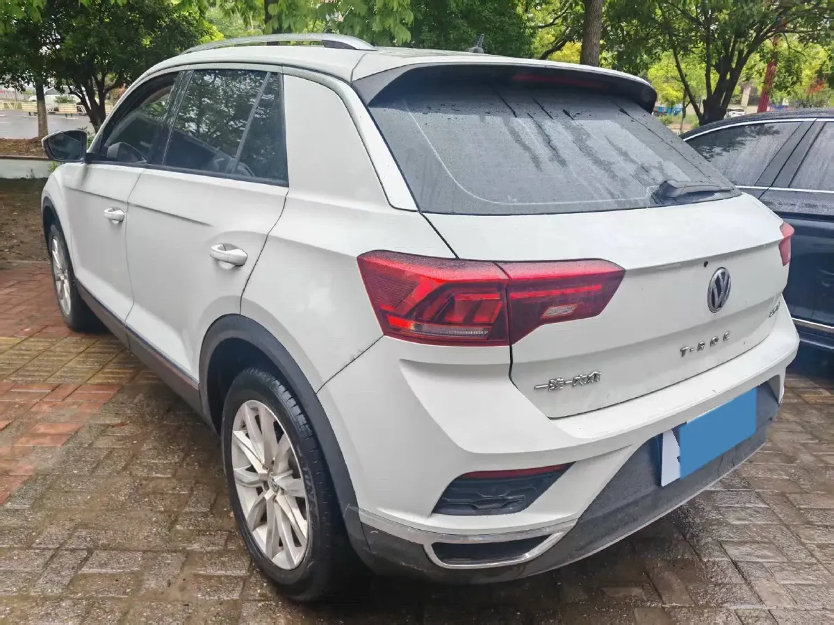 2020 Volkswagen T-Roc 1.4T 131HP L4 7DCT,autocango,china used car exporter,china ev exporter,chinese used car exporter,chinese used ev exporter