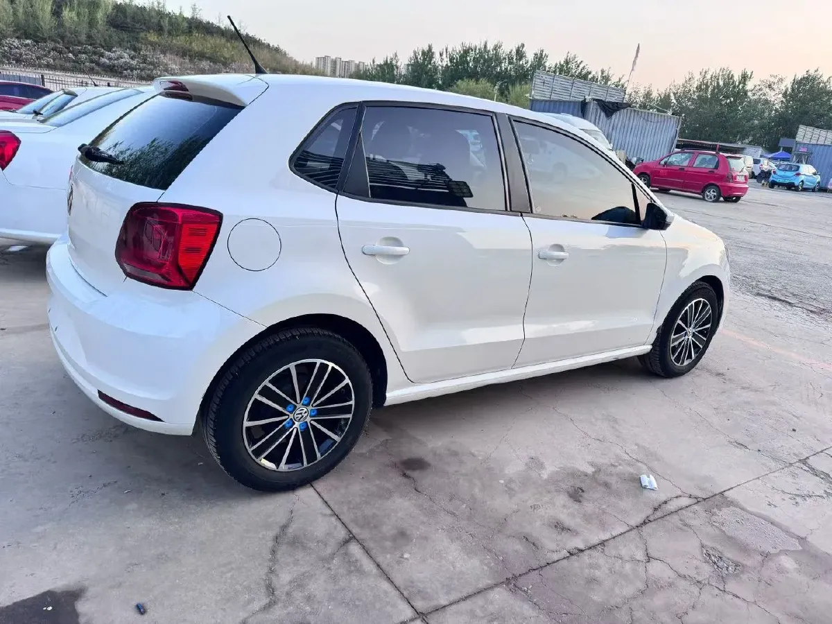 2016 Volkswagen Polo 1.4L 90HP L4 6AT,autocango,china used car exporter,china ev exporter,chinese used car exporter,chinese used ev exporter