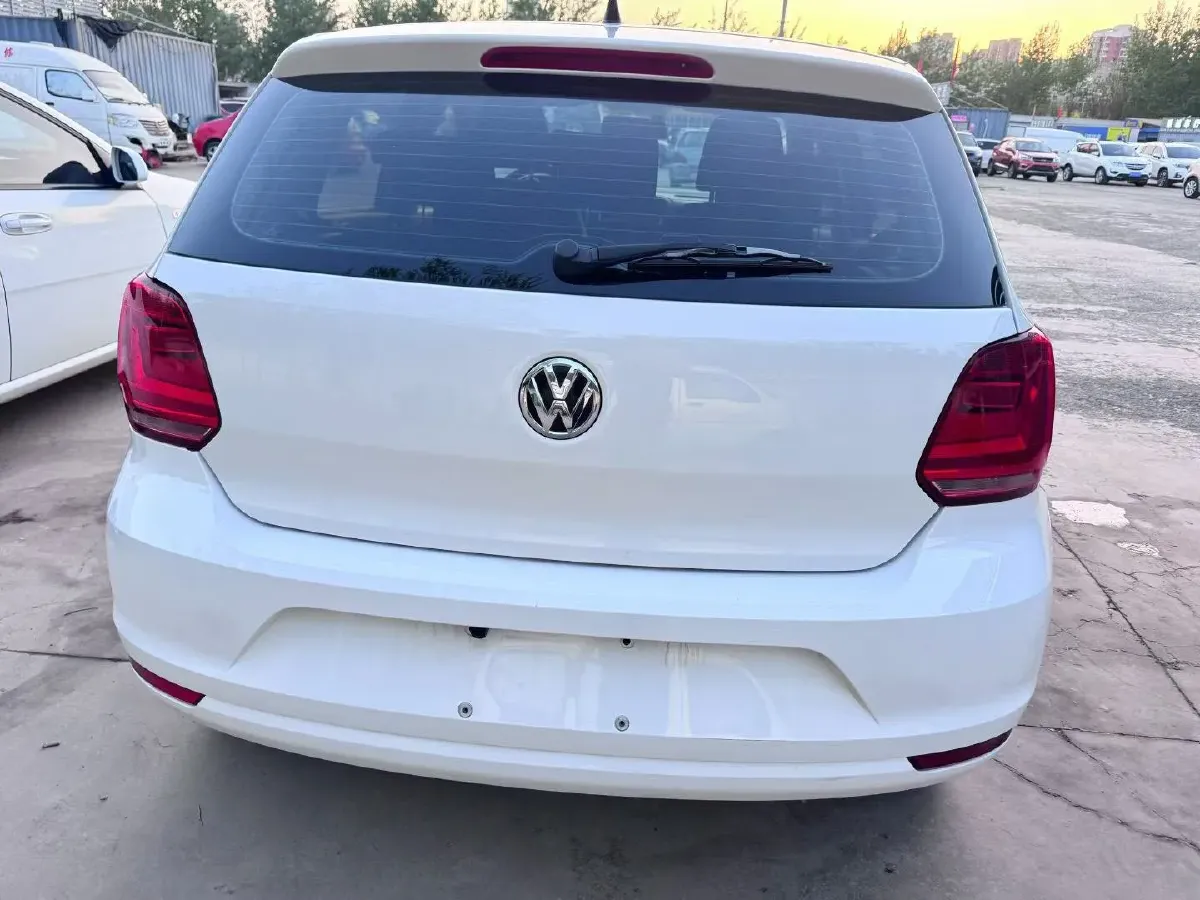 2016 Volkswagen Polo 1.4L 90HP L4 6AT,autocango,china used car exporter,china ev exporter,chinese used car exporter,chinese used ev exporter