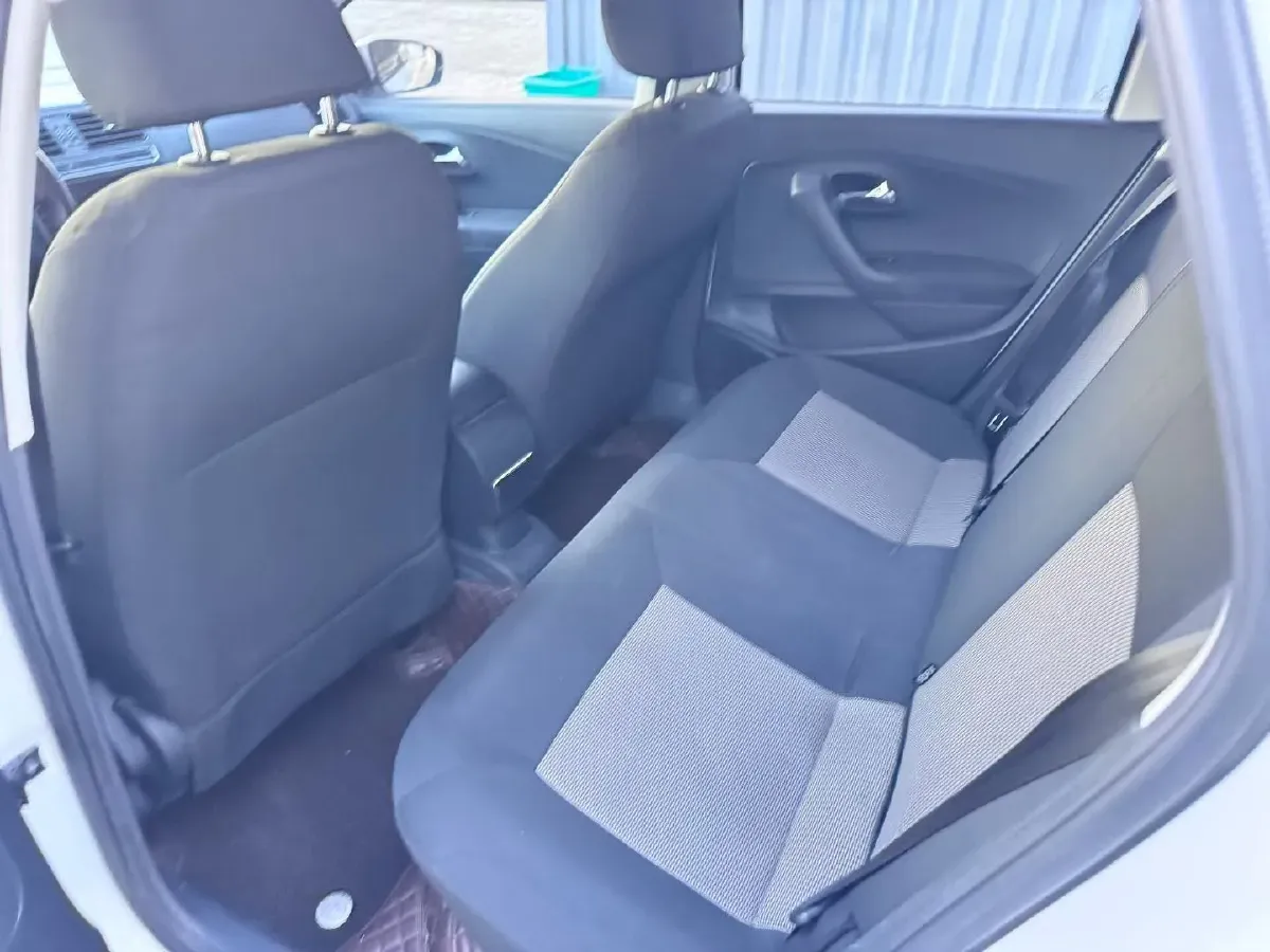 2016 Volkswagen Polo 1.4L 90HP L4 6AT,autocango,china used car exporter,china ev exporter,chinese used car exporter,chinese used ev exporter