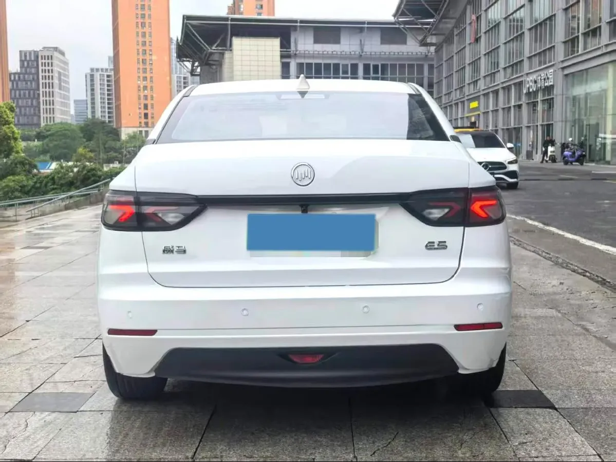 2021 Weltmeister E.5 BEV 49.92KWH,autocango,china used car exporter,china ev exporter,chinese used car exporter,chinese used ev exporter