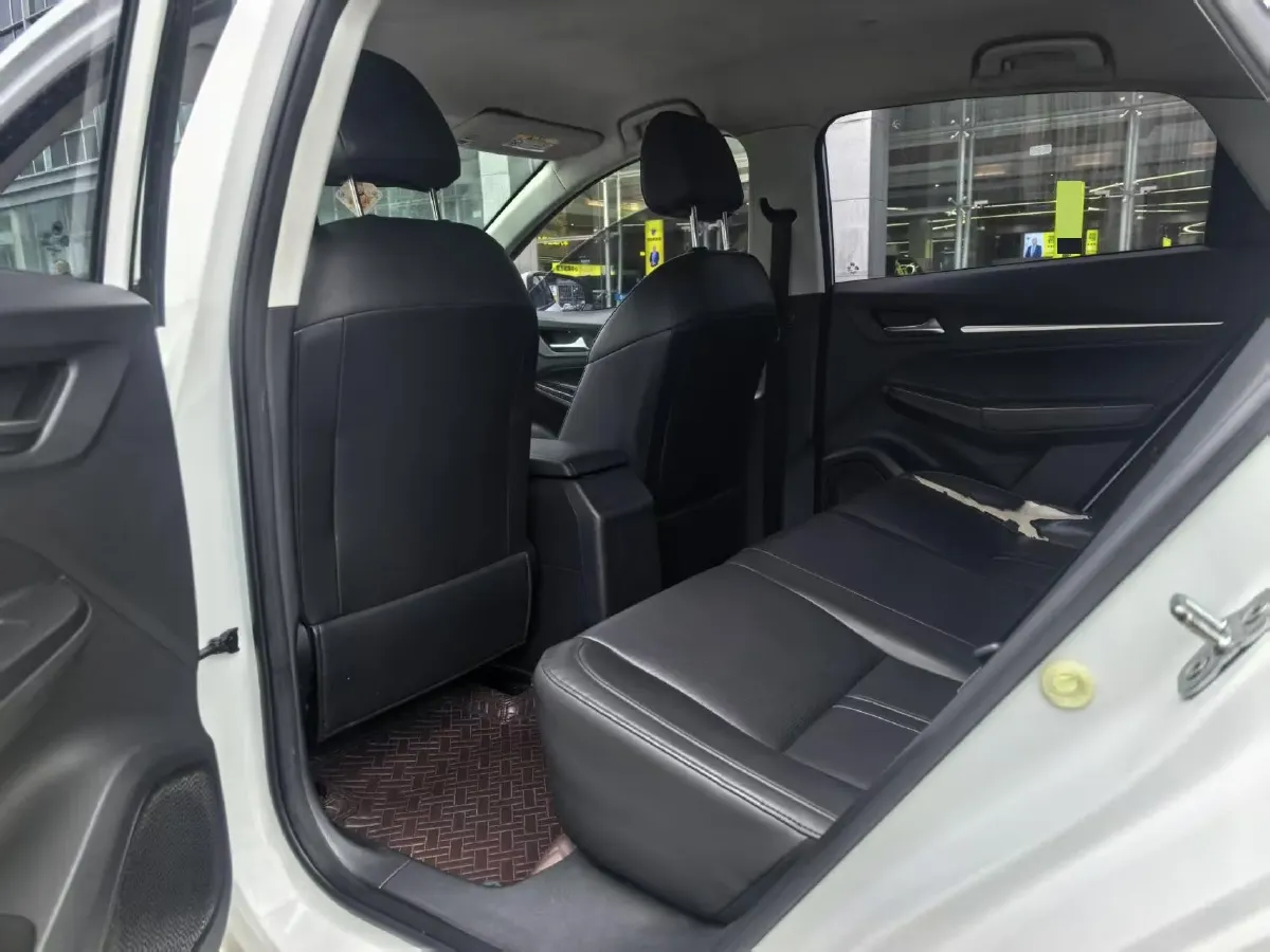 2021 Weltmeister E.5 BEV 49.92KWH,autocango,china used car exporter,china ev exporter,chinese used car exporter,chinese used ev exporter