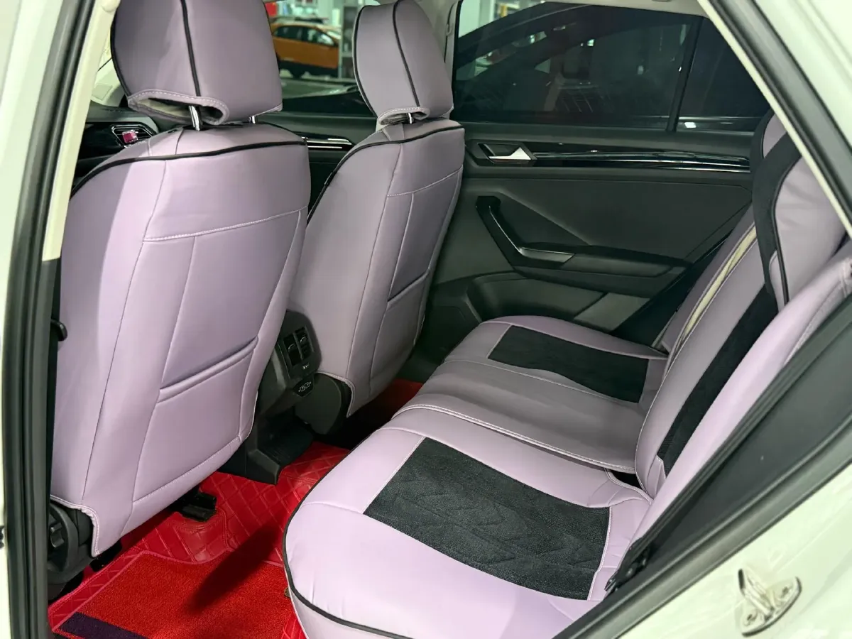 2022 Volkswagen T-Roc 1.4T 150HP L4 7DCT,autocango,china used car exporter,china ev exporter,chinese used car exporter,chinese used ev exporter