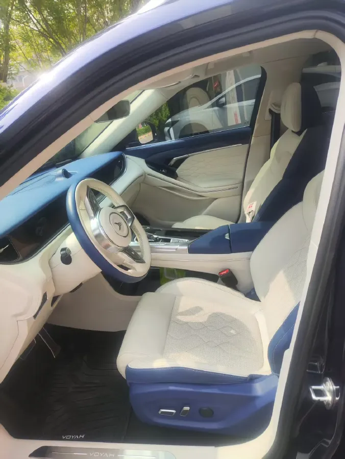 2021 Voyah FREE Range Extended 109HP REEV 33KWH,autocango,china used car exporter,china ev exporter,chinese used car exporter,chinese used ev exporter