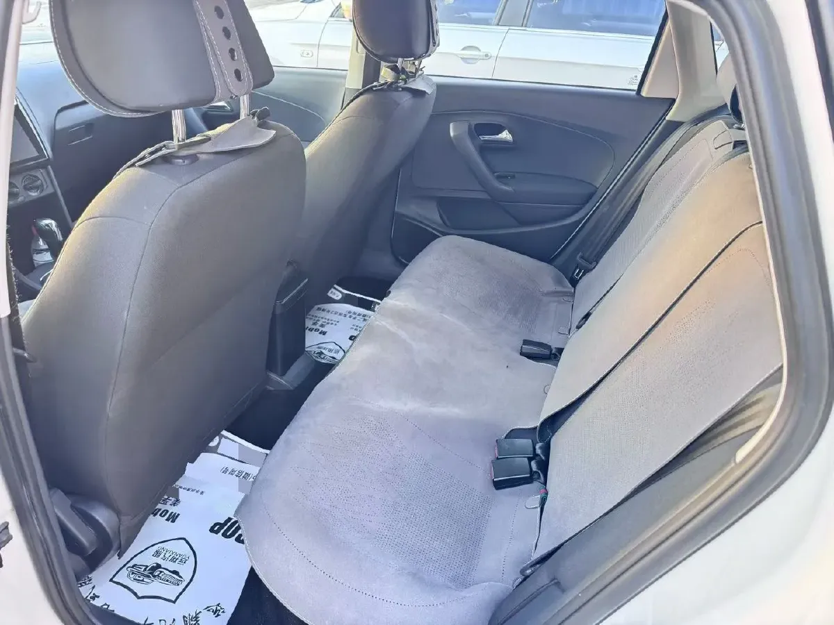 2016 Volkswagen Polo 1.4L 90HP L4 6AT,autocango,china used car exporter,china ev exporter,chinese used car exporter,chinese used ev exporter