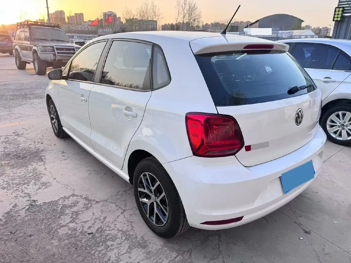 2016 Volkswagen Polo 1.4L 90HP L4 6AT,autocango,china used car exporter,china ev exporter,chinese used car exporter,chinese used ev exporter