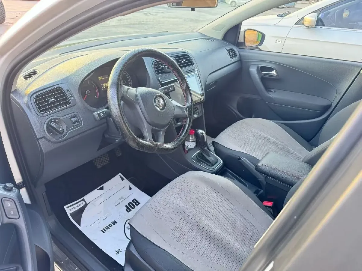 2016 Volkswagen Polo 1.4L 90HP L4 6AT,autocango,china used car exporter,china ev exporter,chinese used car exporter,chinese used ev exporter