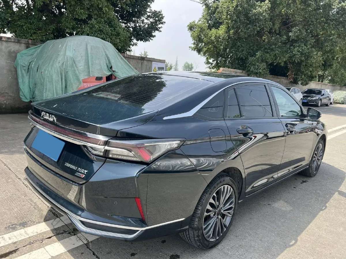 2021 DongFeng Aeolus YiXuan MAX 1.5T 190HP L4 7DCT,autocango,china used car exporter,china ev exporter,chinese used car exporter,chinese used ev exporter