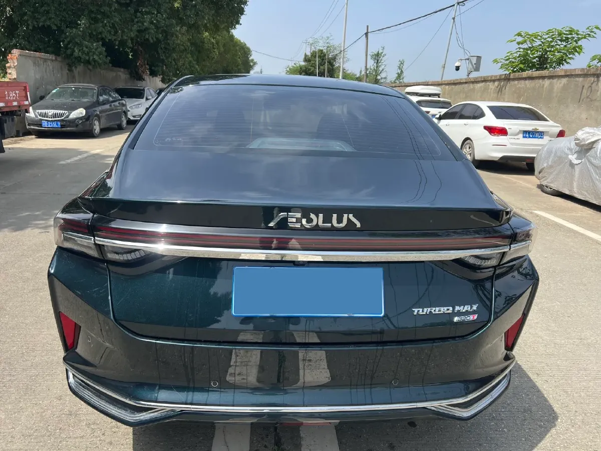 2021 DongFeng Aeolus YiXuan MAX 1.5T 190HP L4 7DCT,autocango,china used car exporter,china ev exporter,chinese used car exporter,chinese used ev exporter