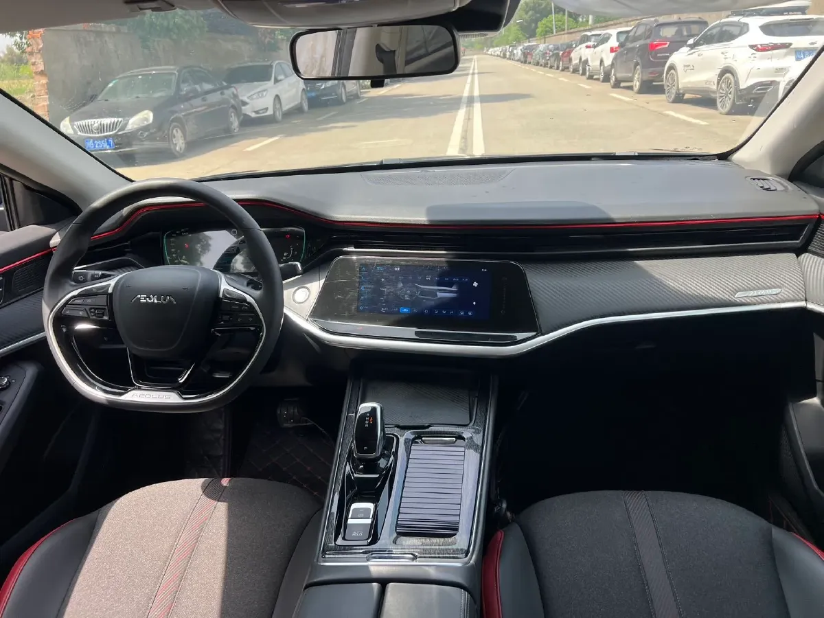 2021 DongFeng Aeolus YiXuan MAX 1.5T 190HP L4 7DCT,autocango,china used car exporter,china ev exporter,chinese used car exporter,chinese used ev exporter