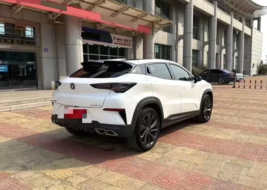 2020 ChangAn UNI-T 1.5T 180HP L4 7DCT,autocango,china used car exporter,china ev exporter,chinese used car exporter,chinese used ev exporter