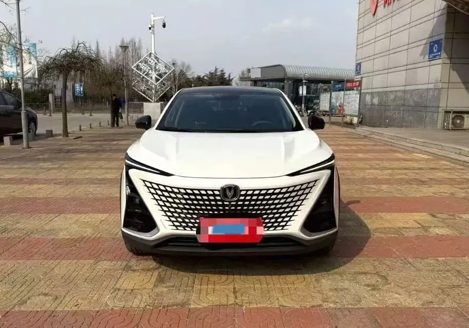 2020 ChangAn UNI-T 1.5T 180HP L4 7DCT,autocango,china used car exporter,china ev exporter,chinese used car exporter,chinese used ev exporter