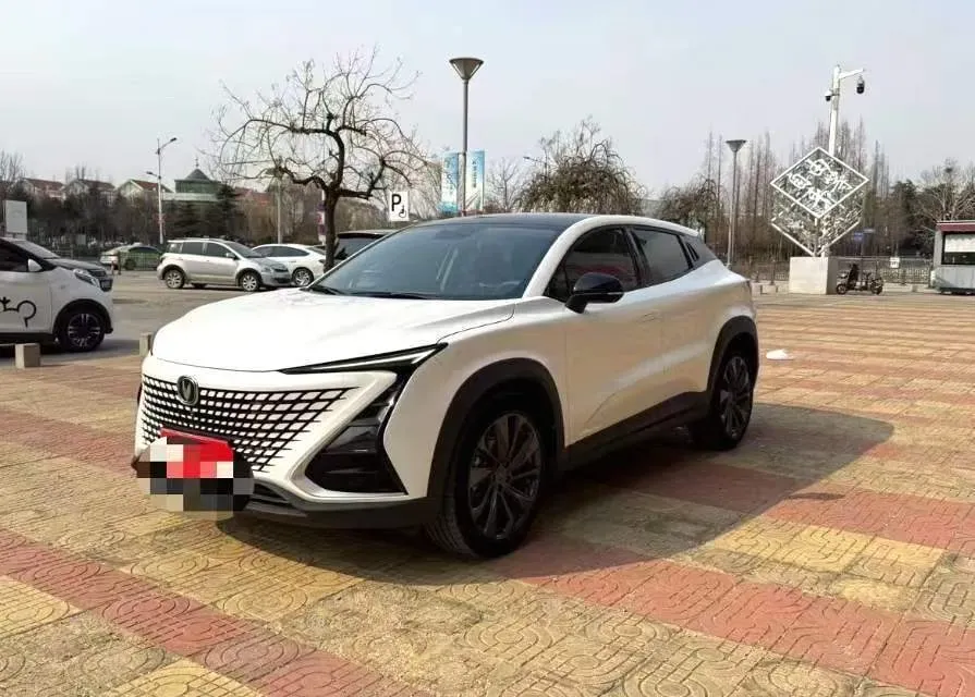 2020 ChangAn UNI-T 1.5T 180HP L4 7DCT,autocango,china used car exporter,china ev exporter,chinese used car exporter,chinese used ev exporter