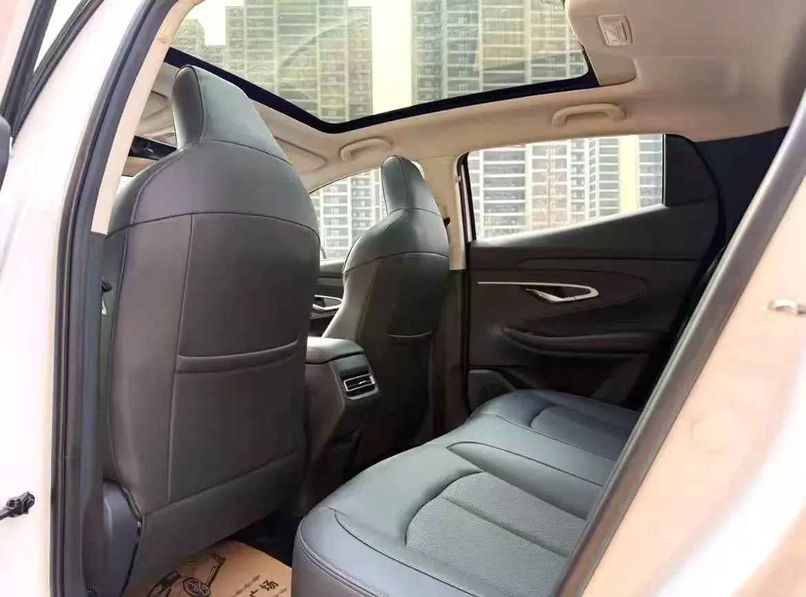 2020 ChangAn UNI-T 1.5T 180HP L4 7DCT,autocango,china used car exporter,china ev exporter,chinese used car exporter,chinese used ev exporter