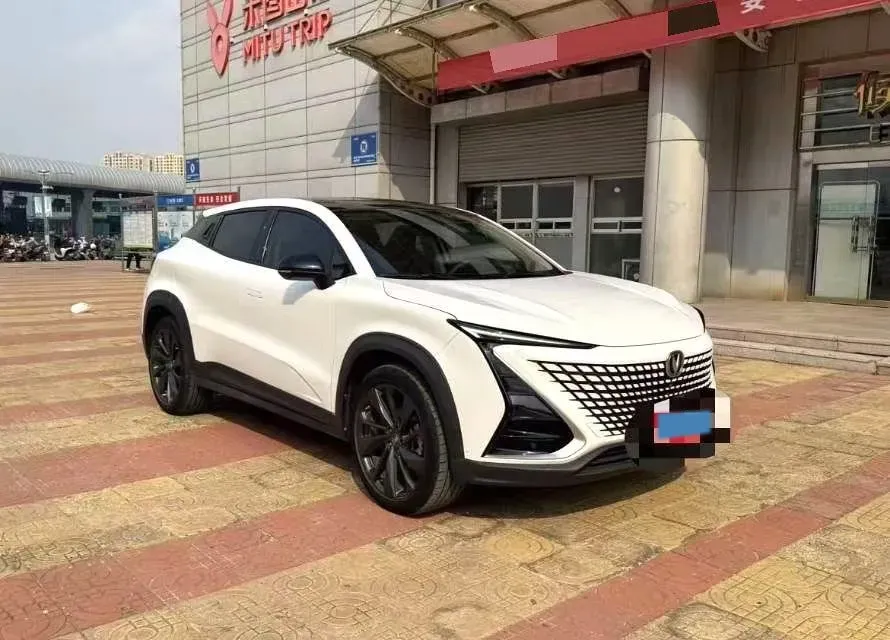 2020 ChangAn UNI-T 1.5T 180HP L4 7DCT,autocango,china used car exporter,china ev exporter,chinese used car exporter,chinese used ev exporter