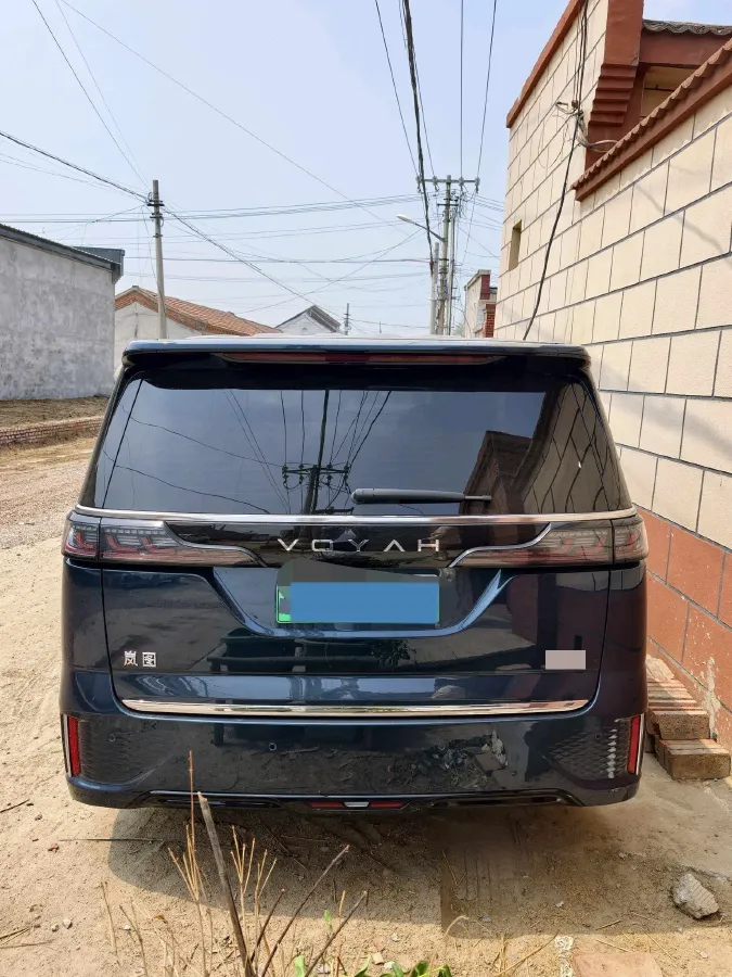 2025 Voyah Dream BEV 108.7KWH,autocango,china used car exporter,china ev exporter,chinese used car exporter,chinese used ev exporter