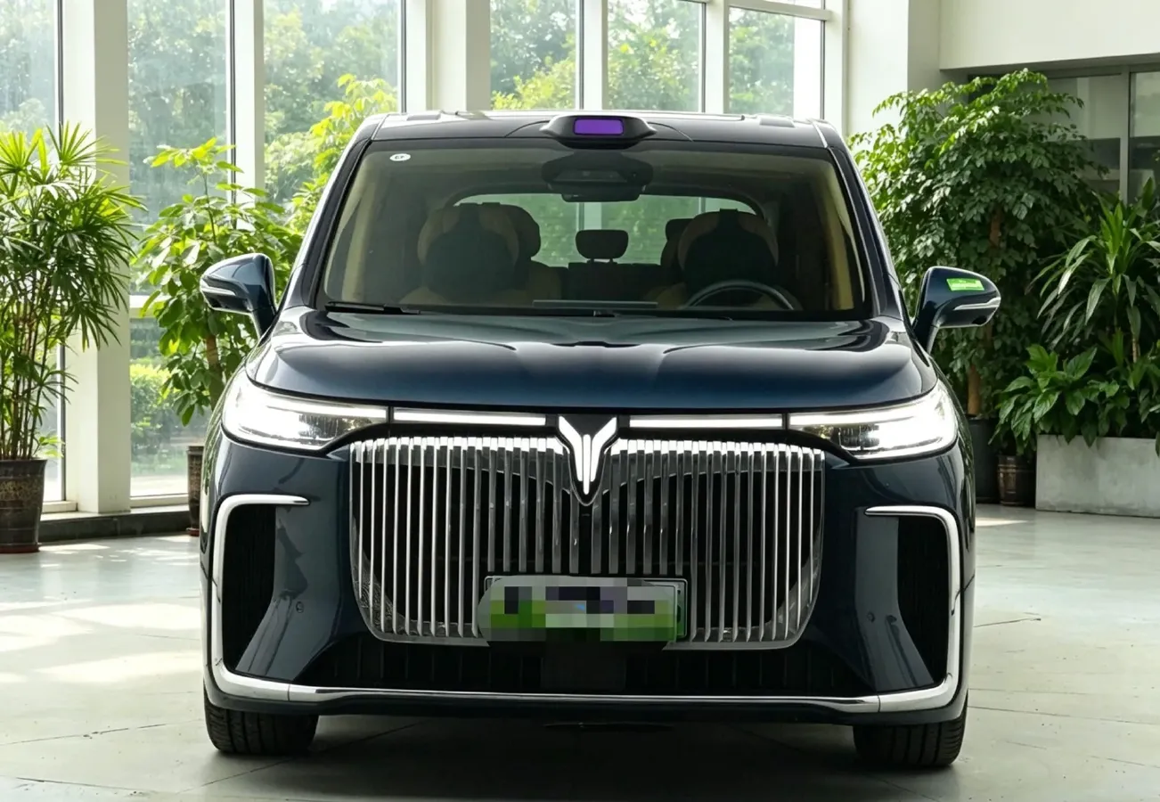 2025 Voyah Dream BEV 108.7KWH,autocango,china used car exporter,china ev exporter,chinese used car exporter,chinese used ev exporter