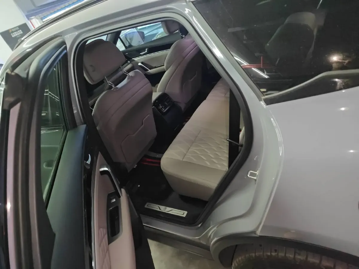 2025 BYD Tang 1.5T 156HP L4 E-CVT PHEV 21.504KWH,autocango,china used car exporter,china ev exporter,chinese used car exporter,chinese used ev exporter