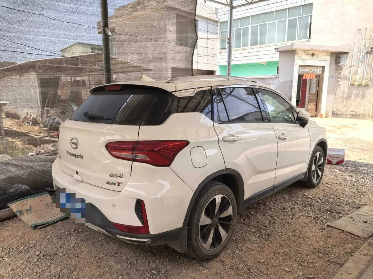2018 GAC Trumpchi GS4 1.5T 152HP L4 6MT,autocango,china used car exporter,china ev exporter,chinese used car exporter,chinese used ev exporter