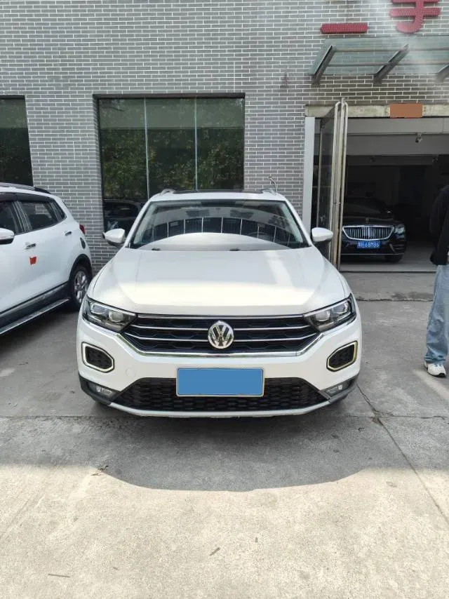 2018 Mitsubishi Eclipse Cross 1.5T 170HP L4 CVT,autocango,china used car exporter,china ev exporter,chinese used car exporter,chinese used ev exporter