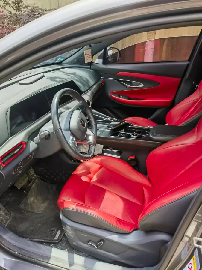 2020 ChangAn UNI-T 1.5T 180HP L4 7DCT,autocango,china used car exporter,china ev exporter,chinese used car exporter,chinese used ev exporter