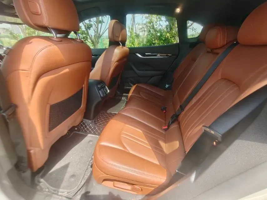 2018 Maserati Levante 3.0T 350HP V6 8AT,autocango,china used car exporter,china ev exporter,chinese used car exporter,chinese used ev exporter