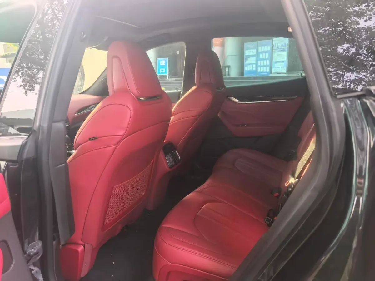 2019 Maserati Levante 3.0T 430HP V6 8AT,autocango,china used car exporter,china ev exporter,chinese used car exporter,chinese used ev exporter