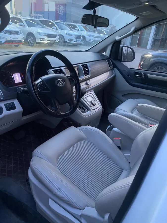 2018 MAXUS G10 2.0T 224HP L4 6AT,autocango,china used car exporter,china ev exporter,chinese used car exporter,chinese used ev exporter