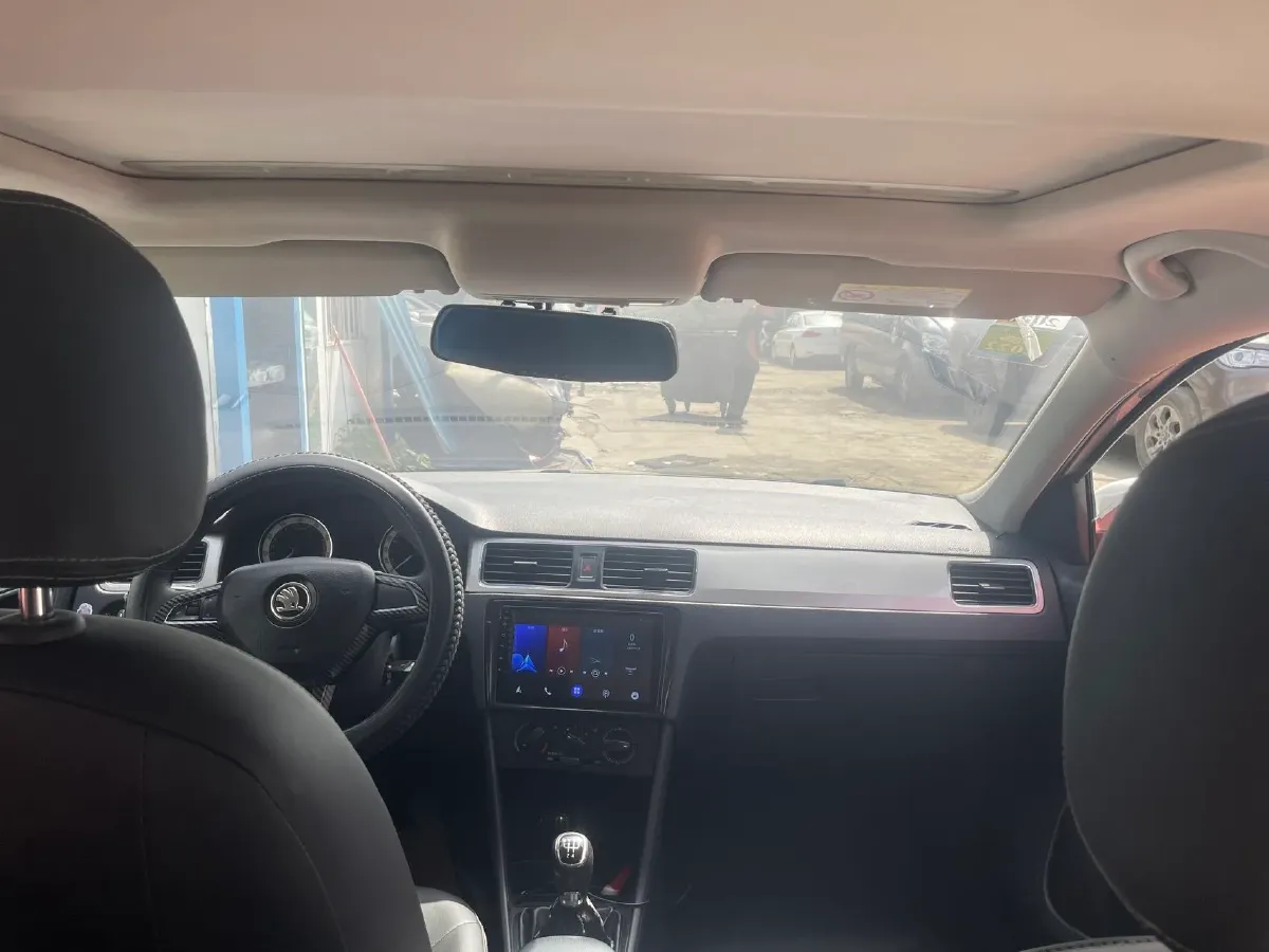 2018 Skoda Rapid 1.6L 110HP L4 5MT,autocango,china used car exporter,china ev exporter,chinese used car exporter,chinese used ev exporter