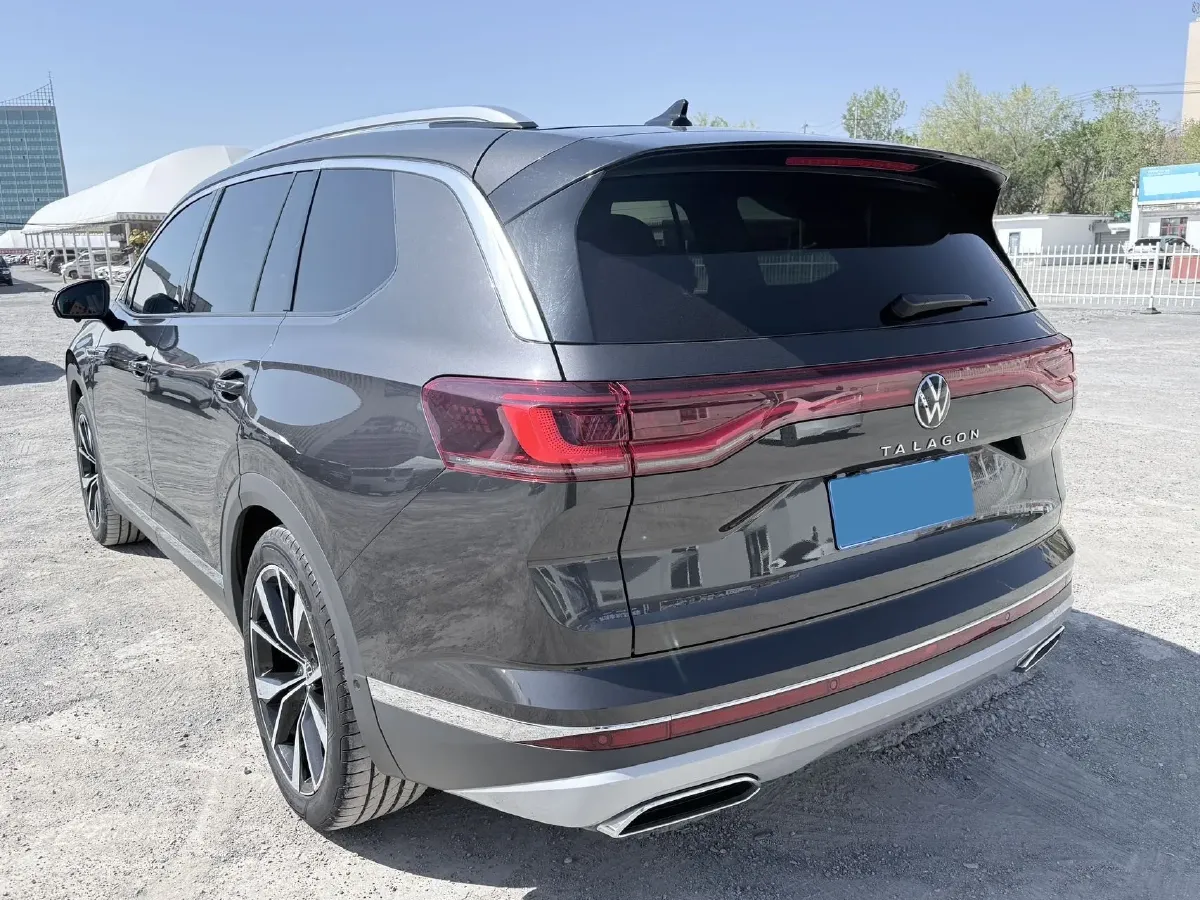 2022 Volkswagen Talagon 2.5T 299HP V6 7DCT,autocango,china used car exporter,china ev exporter,chinese used car exporter,chinese used ev exporter