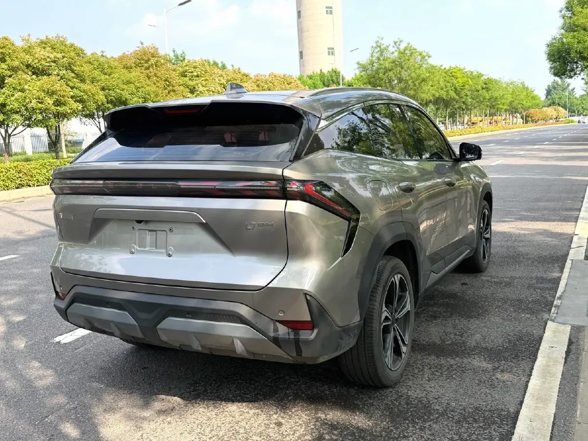 2025 Geely Galaxy L7 1.5L 112HP L4 1DHT PHEV 18.4KWH,autocango,china used car exporter,china ev exporter,chinese used car exporter,chinese used ev exporter