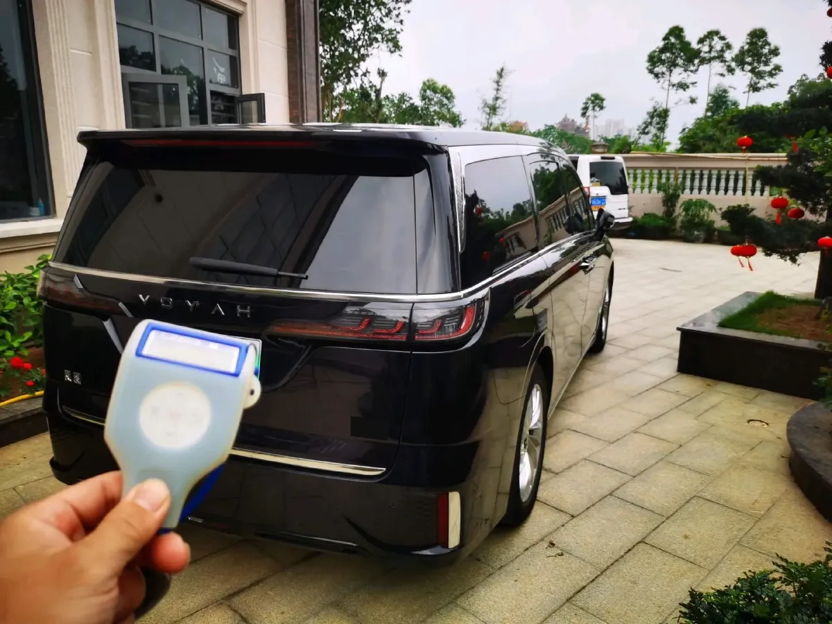 2024 Voyah Dream 1.5T 150HP L4 PHEV 43KWH,autocango,china used car exporter,china ev exporter,chinese used car exporter,chinese used ev exporter