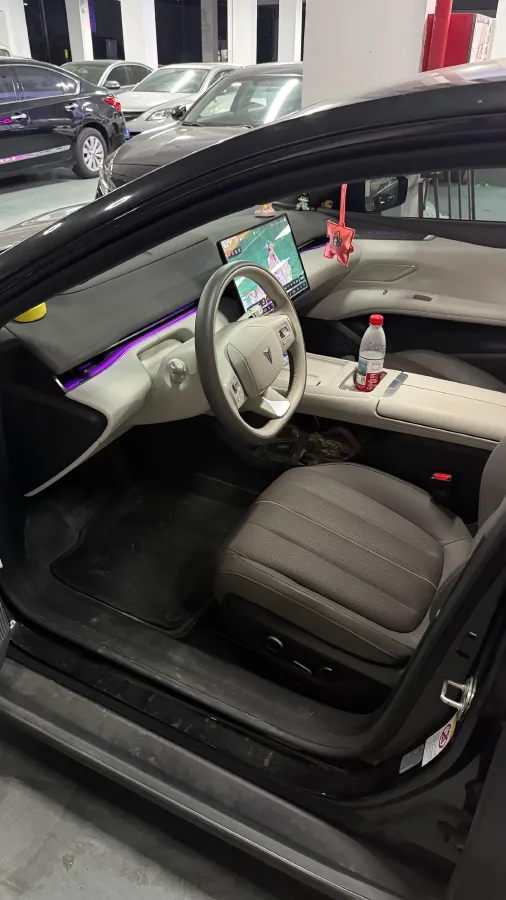 2025 Deepal L07 BEV 56.12KWH,autocango,china used car exporter,china ev exporter,chinese used car exporter,chinese used ev exporter