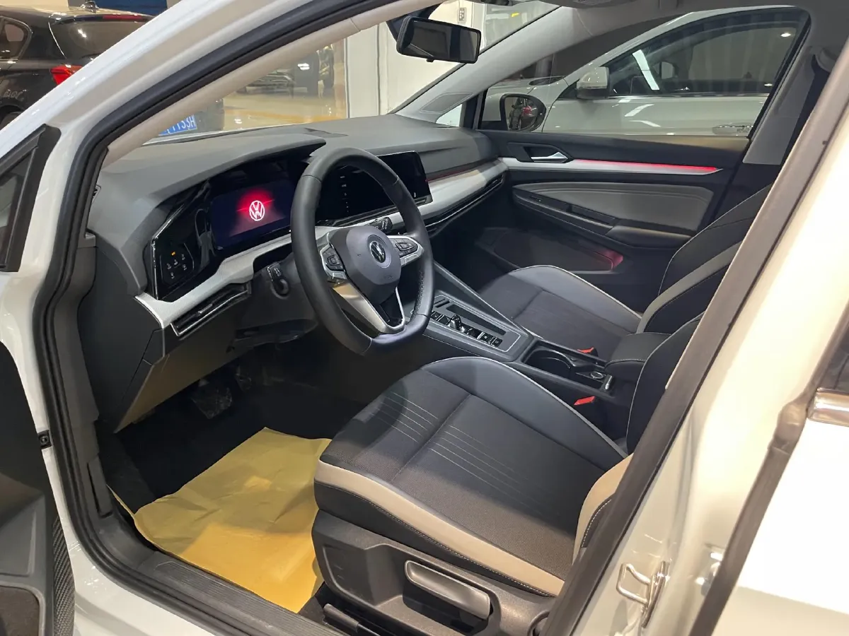 2021 Volkswagen Golf 1.4T 150HP L4 7DCT,autocango,china used car exporter,china ev exporter,chinese used car exporter,chinese used ev exporter