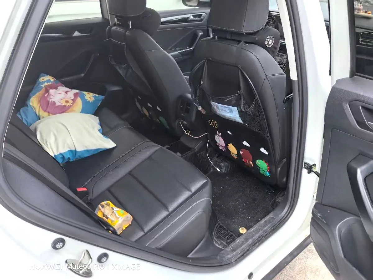 2020 Volkswagen T-Roc 1.4T 150HP L4 7DCT,autocango,china used car exporter,china ev exporter,chinese used car exporter,chinese used ev exporter