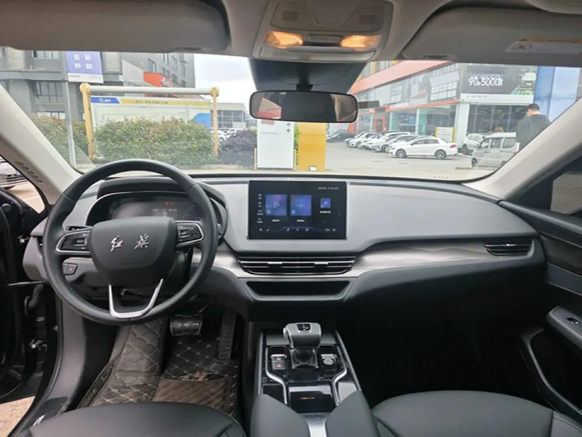 2024 HongQi E-QM5 BEV 60KWH,autocango,china used car exporter,china ev exporter,chinese used car exporter,chinese used ev exporter