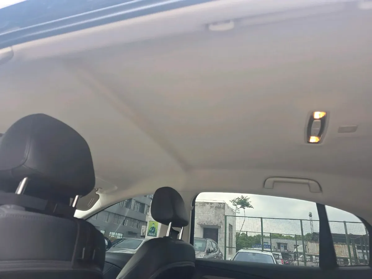 2024 HongQi E-QM5 BEV 60KWH,autocango,china used car exporter,china ev exporter,chinese used car exporter,chinese used ev exporter