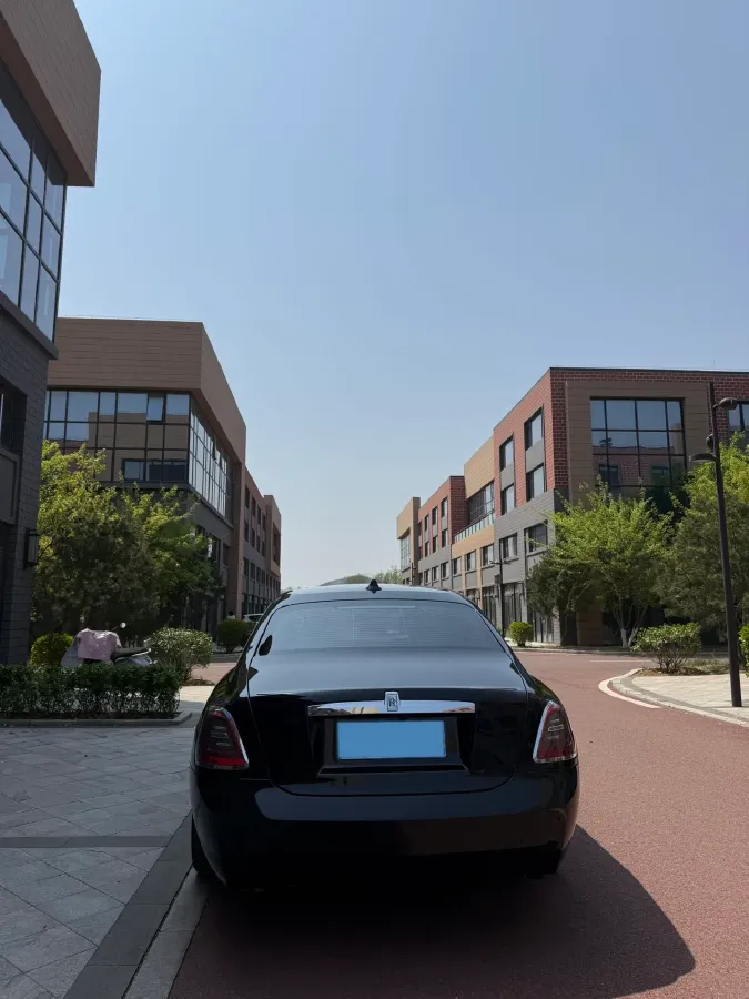 2021 Rolls-Royce Ghost 6.7T 571HP V12 8AT,autocango,china used car exporter,china ev exporter,chinese used car exporter,chinese used ev exporter