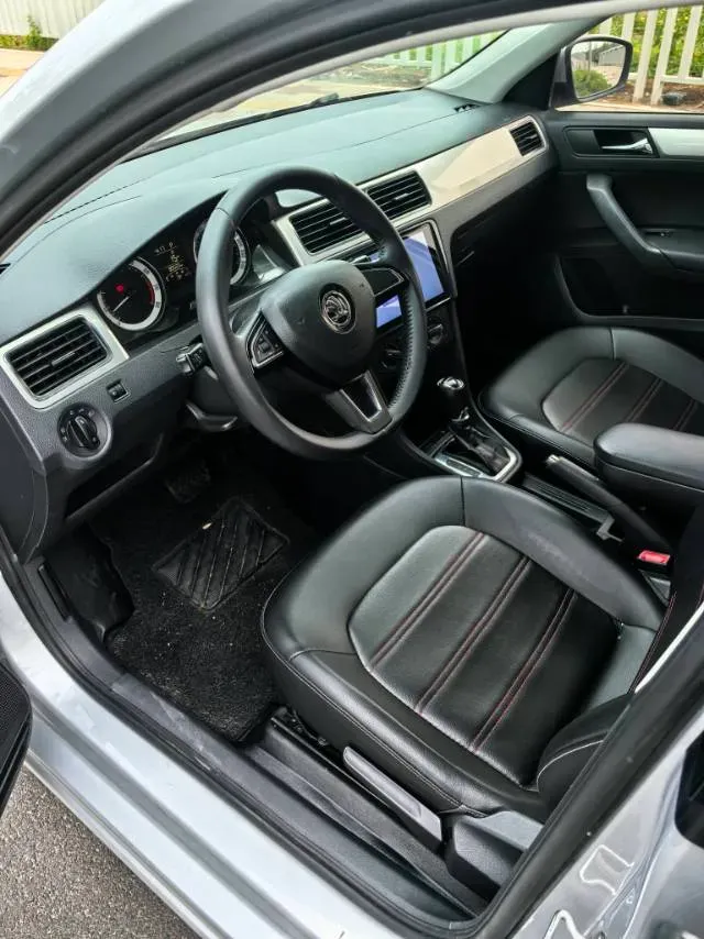 2018 Skoda Rapid 1.6L 110HP L4 6AT,autocango,china used car exporter,china ev exporter,chinese used car exporter,chinese used ev exporter