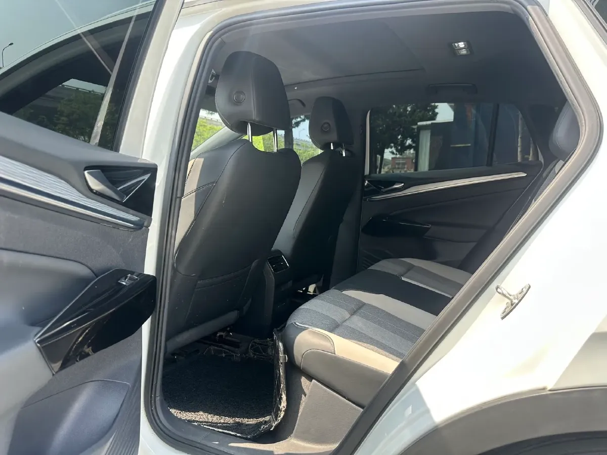 2021 Volkswagen ID.4 Crozz BEV 84.8KWH,autocango,china used car exporter,china ev exporter,chinese used car exporter,chinese used ev exporter