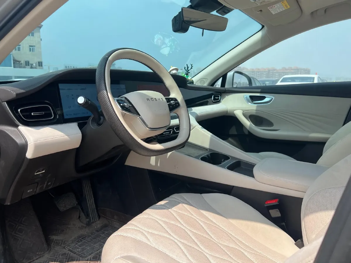 2023 Roewe D7 1.5L 112HP L4 1DHT PHEV 21.4KWH,autocango,china used car exporter,china ev exporter,chinese used car exporter,chinese used ev exporter