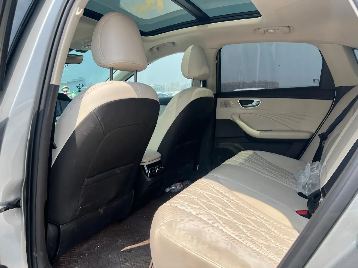 2023 Roewe D7 1.5L 112HP L4 1DHT PHEV 21.4KWH,autocango,china used car exporter,china ev exporter,chinese used car exporter,chinese used ev exporter