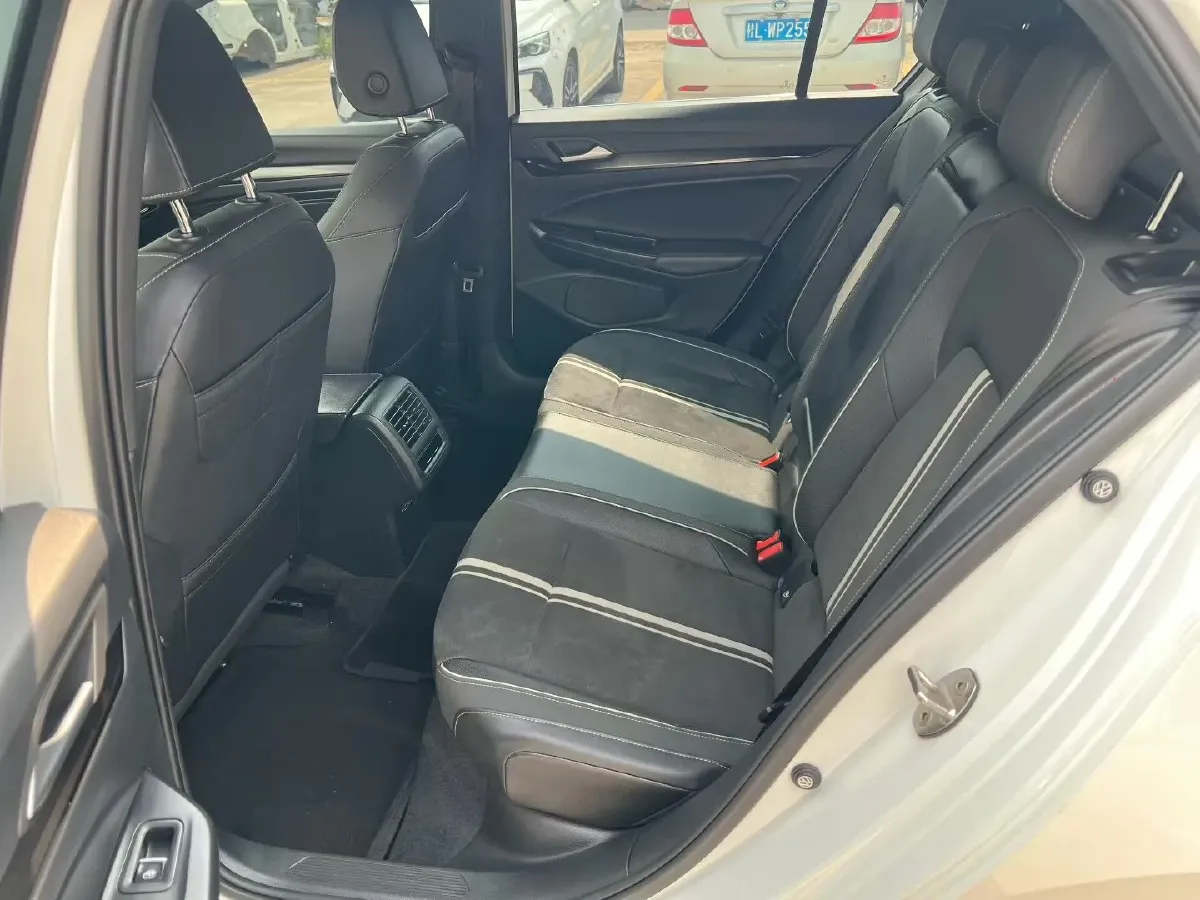 2021 Volkswagen Golf 1.4T 150HP L4 7DCT,autocango,china used car exporter,china ev exporter,chinese used car exporter,chinese used ev exporter