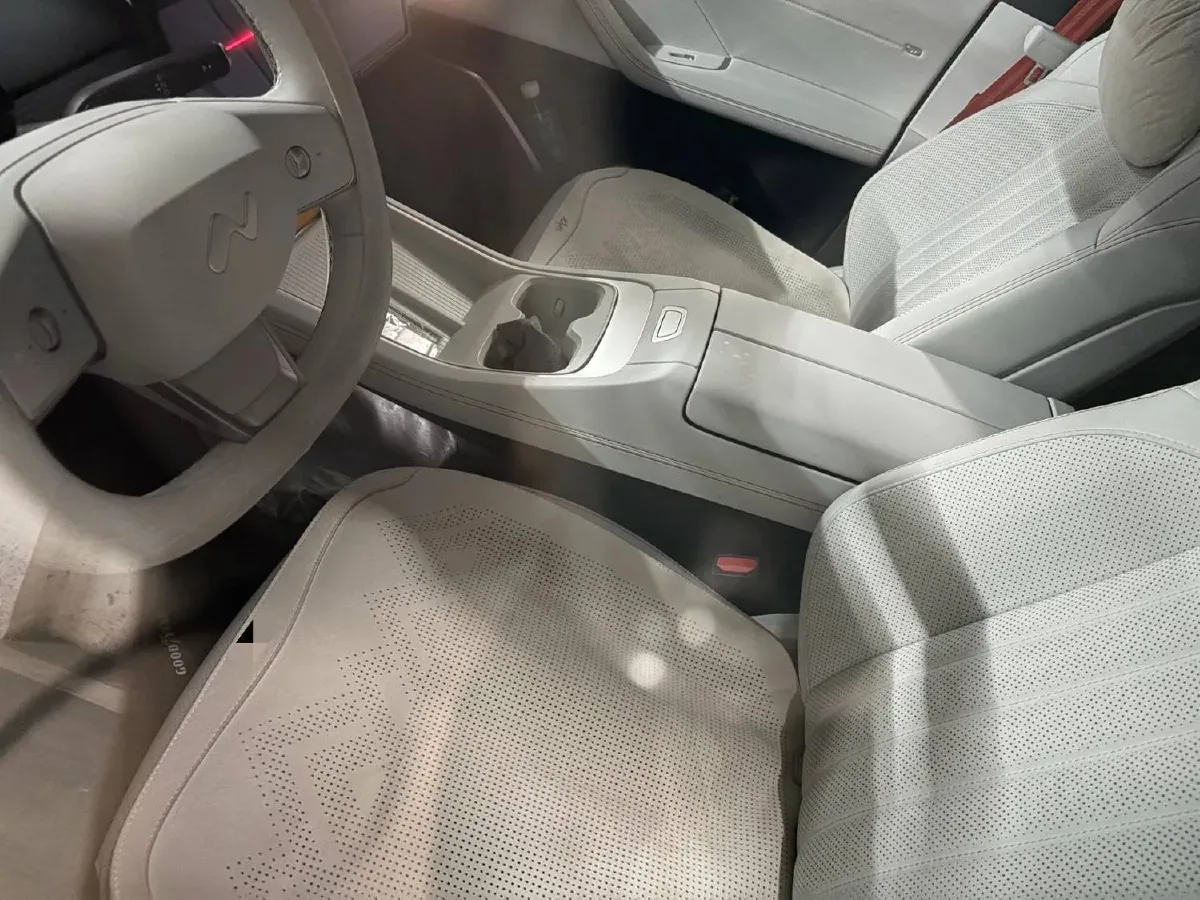 2024 ONVO L60 BEV 60KWH,autocango,china used car exporter,china ev exporter,chinese used car exporter,chinese used ev exporter